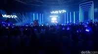 Kelahiran Ponsel Selfie 24 Megapixel Vivo V7+