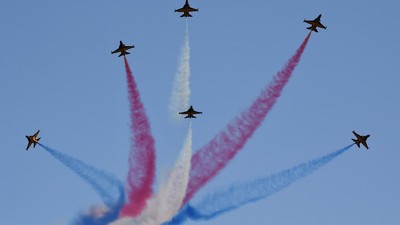 Manuver Keren Black Eagle di Langit Korea Selatan