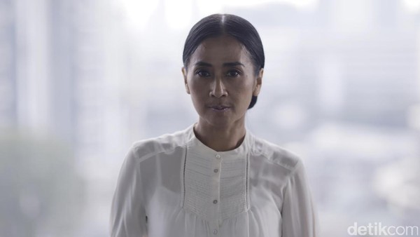Ayu Laksmi, Penebar Teror di Pengabdi Setan