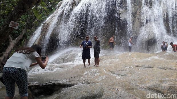 Pantai Pelang Trenggalek Raih Nominasi Anugerah Wisata 