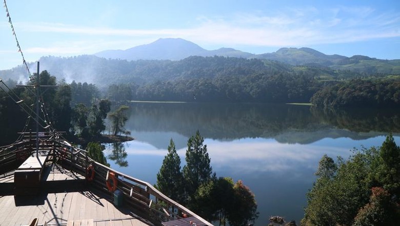 Glamping Lakeside Rancabali di Ciwidey, Bandung