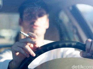 Gara-gara Merokok, Kabin Bau-Harga Mobil Jatuh Sampai Ancaman Bui
