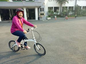 Ketika Risma Ngonthel ke Balai Kota Surabaya