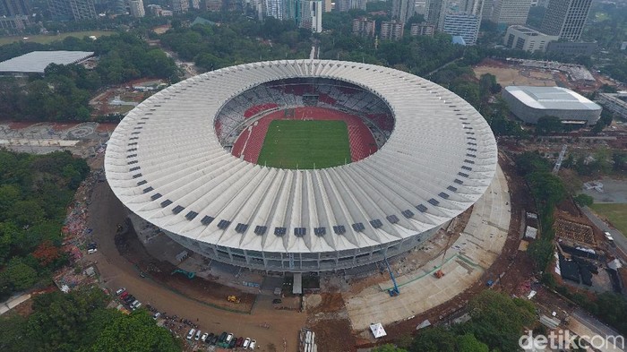 Stadion Utama Gelora Bung Karno dilihat dari udara, Kamis (27/9/2017).