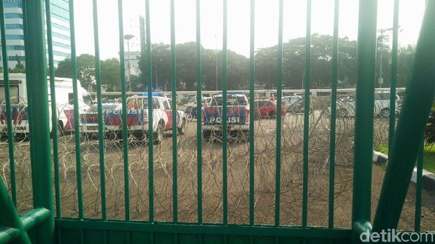 Kawat berduri sudah disiapkan di DPR