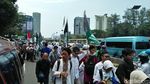 Massa Aksi 299 Terus Berdatangan, Jalan Gatsu Arah Slipi Tertutup