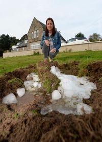Misteri Balok Es Jatuh dari Langit yang Bikin Geger