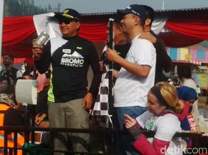 Bromo Marathon untuk Pengembangan Pendidikan Warga