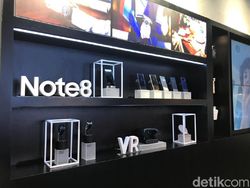 Menjelajah Toko Samsung Paling Jumbo di Asia Tenggara