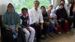 Dari Commuter Line Jokowi Ucapkan Selamat Ulang Tahun PT. KAI