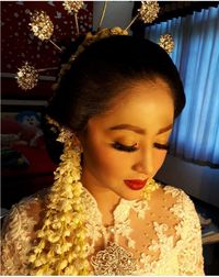 Inikah Penampilan Dewi Persik Saat Menikah?