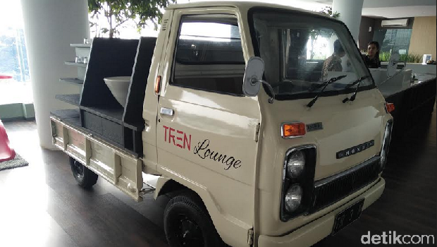 Mbahnya Mobilio Diubah Jadi Truk Kopi