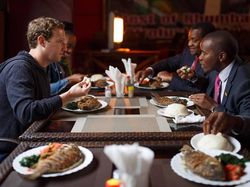 Gaya Zuckerberg Ketemu Pejabat Cuma Kaosan Jadi Sorotan