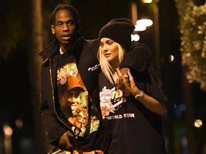 Dikabarkan Hamil, Kylie Jenner Belanja Perlengkapan Bayi Sampai Rp 900 Juta?