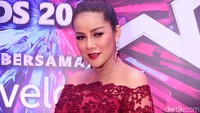 Olla Ramlan masih mengisi acara Selebrita Awards 2017 di Jalan TB Simatupang, Jakarta Selatan, Jumat (29/9/2017) malam. Foto: Noel/detikHOT