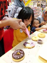 Gambar Donat Untuk Mewarnai