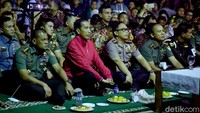 Panglima TNI Jenderal Gatot Nurmantyo datang ke lokasi nobar sekitar pukul 23.35 WIB