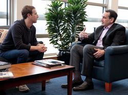Gaya Zuckerberg Ketemu Pejabat Cuma Kaosan Jadi Sorotan
