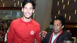 Richard Kyle Cedera Kaki, Jalannya Dipapah Arie Kriting