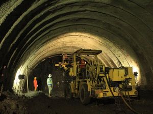 Gaji Pekerja Proyek di RI Setara dengan Vietnam