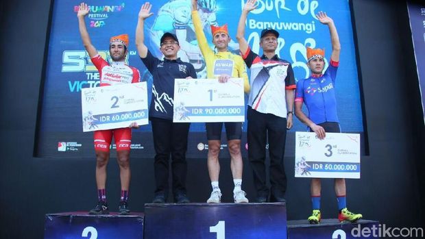 Pembalap Italia Jawara International Tour de Banyuwangi Ijen 2017