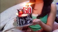 Nggak percaya kan, kalau umurnya sudah 50 tahun? (Foto: Instagram @puspadewihc)  
