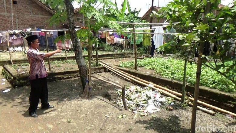 Rumah Letkol Untung di Kebumen Kini Jadi Tempat Jemur Pakaian Rumah Letkol Untung di Kebumen Kini Jadi Tempat Jemur Pakaian