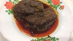 Benar Nggak Sih, 7 Makanan Ini Selalu Dibawa Orang Indonesia Saat ke Luar Negeri?