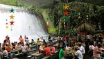 Serunya Makan Sambil Bermain Air Terjun di Resto Ini!