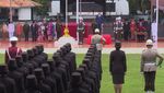 Pose Jokowi Bareng Pemain Orkestra di Hari Kesaktian Pancasila