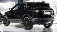 Kahn baru-baru ini merilis hasil kreasi terbaru mereka yang disebut Land Rover Range Rover Evoque 2.0 TD4 SE Tech 5DR Ground Effect Edition.