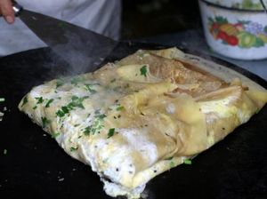 Ada Benda di Kokpit Pesawat dan Penjual Pancake Raup Keuntungan Rp 200 Juta Per Bulan