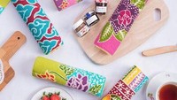 Bolu gulung batik ini terlihat sangat full color dan cantik ya? Foto: Batikrolls Instagram