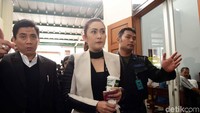 Nafa Urbach jalani sidang cerai perdananya dengan Zack Lee, Senin (2/10/2017) kemarin. Foto: Noel