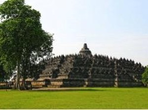 Ada Fashion Show Spektakuler yang Digelar di Candi Borobudur