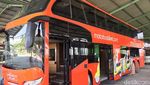 Perut Bus Ini Bisa Telan Motor