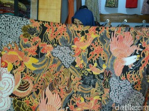 Motif yang Rumit, Membuat Batik Lasem Diburu Kolektor