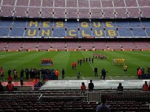 Tentang Camp Nou yang Kosong Malam Tadi