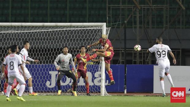 Awan Setho mengawal gawang Bhayangkara FC sejak 2017.