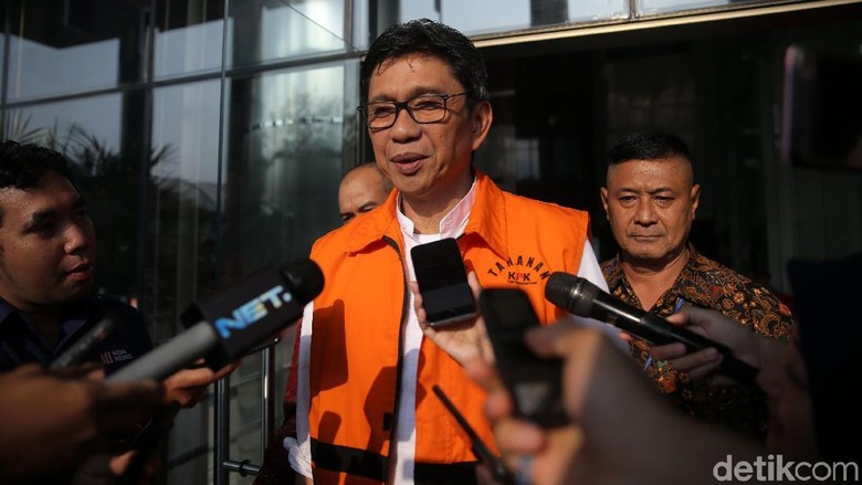 Walkot Nonaktif Batu Eddy Rumpoko Ajukan Praperadilan Walkot Nonaktif Batu Eddy Rumpoko Ajukan Praperadilan