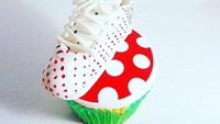 Selain Nike, EATGOODNYC pernah membuat cupcake dengan topping sneaker Pharrell Williams. Sneaker dibuat dalam rangka ulang tahun sang penyanyi. Foto: EATGOODNYC