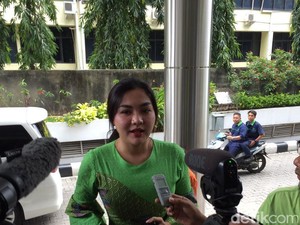 Vicky Shu: Saya Nggak Di-endorse First Travel, Bayar Full