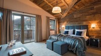 Autria punya Chalet Eden Rock di St Anton yang jadi tempat favorit untuk musim salju. Pondok ini terdiri dari 10 ruangan dengan interior kayu yang elegan. Fasilitas gym, kolam renang dengan jet stream,  sauna dan ruang uap jadi pelengkap liburan musim dingin (Chalet Eden Rock/CNN)