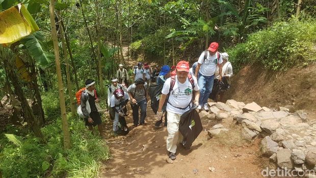 Tidak hanya di Baduy, jalur menuju Baduy pun juga menjadi tempat yang disasar (Bahtiar/detikTravel)