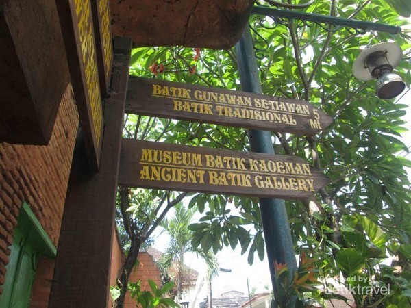 Hari Batik Nasional, Main ke Kampung Batik yang Unik