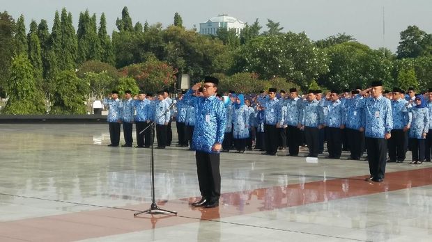 Peringati Hari Kesaktian Pancasila, Mendagri Upacara di TMP Kalibata 