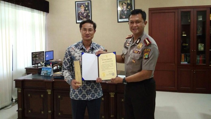 Ungkap Kejahatan, Polres Jaksel Dapat Penghargaan Kedubes Korsel