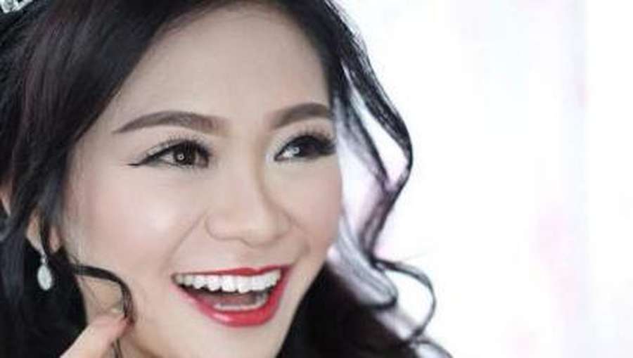 Tante Sandra Dewi Yang Cantik Dan Awet Muda Banget Di Usia