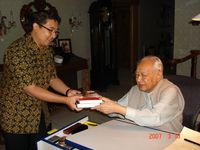 Ini Isi Obrolan 2 Jam Fadli Zon dan Soeharto di 2007