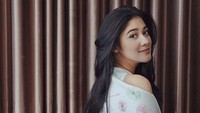 Naysila Mirdad selalu sukses membuat pria terpesona. Dok. Instagram/naymirdad